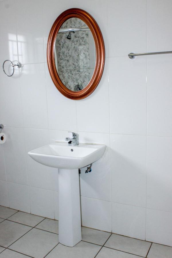 Motseleng Guest House Palapye Екстериор снимка