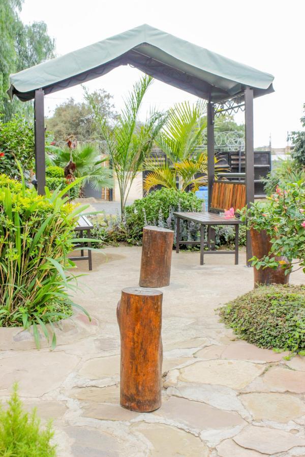 Motseleng Guest House Palapye Екстериор снимка