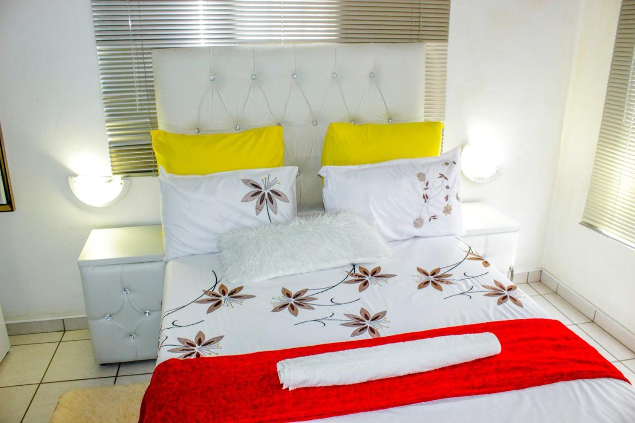 Motseleng Guest House Palapye Екстериор снимка