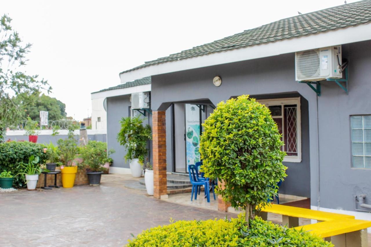 Motseleng Guest House Palapye Екстериор снимка